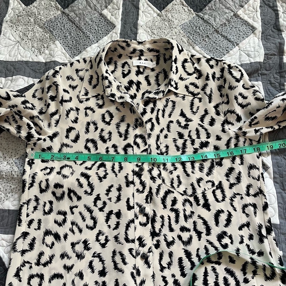 A.L.C. Emerson Leopard Printed Silk Button Down women’s size‎ 2 - Picture 6 of 8